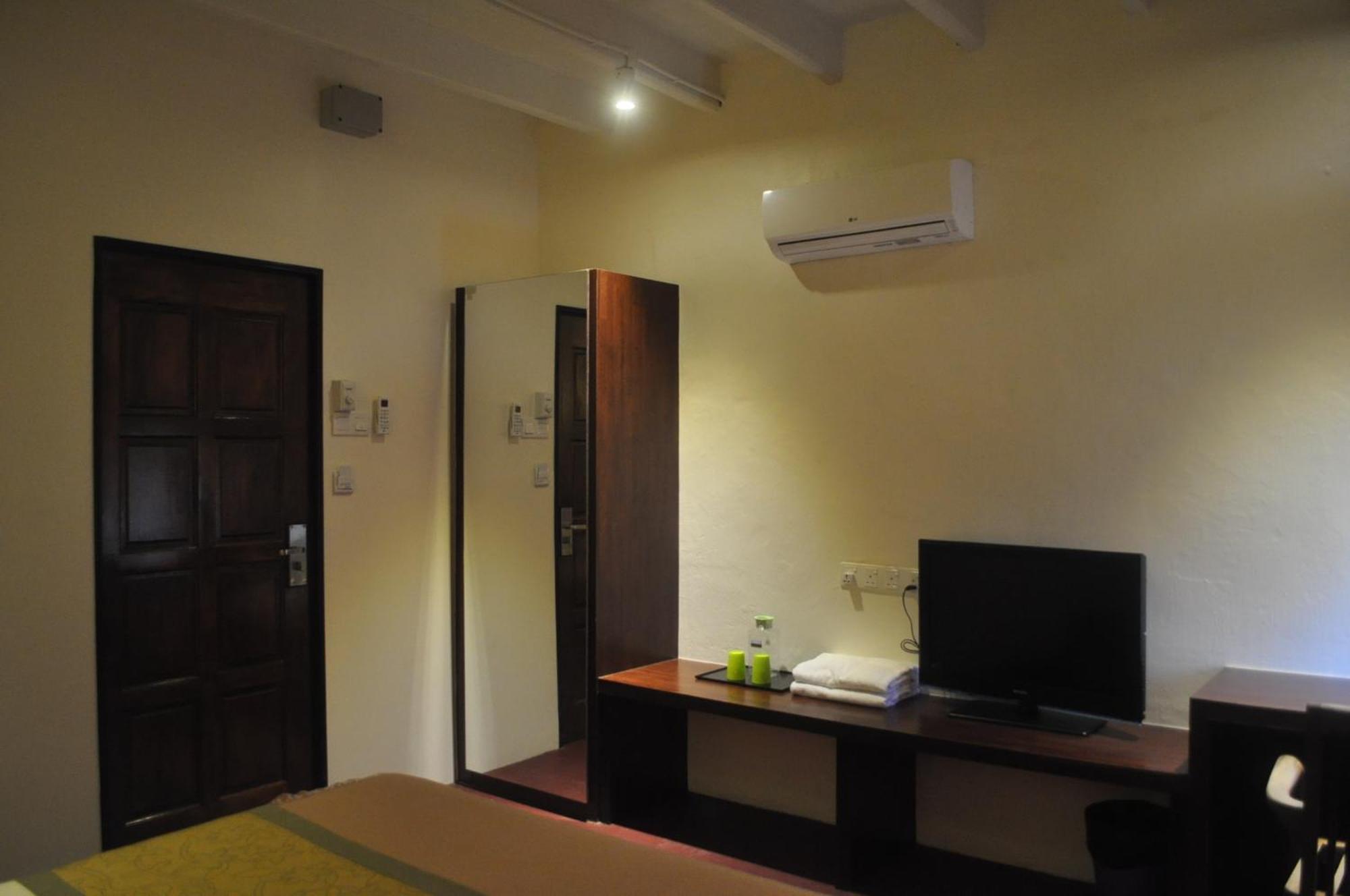 Red Inn Court George Town Zewnętrze zdjęcie